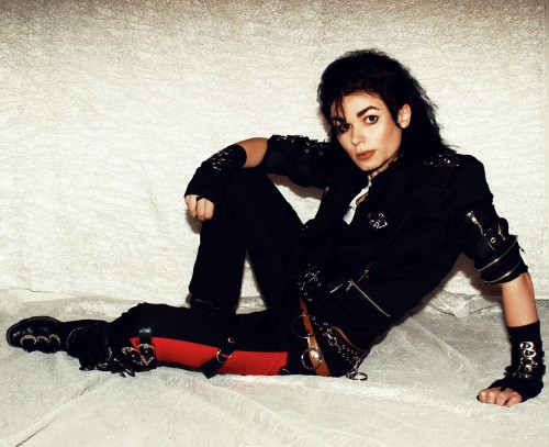 Ukrainian photographer is strikingly similar to Michael Jackson